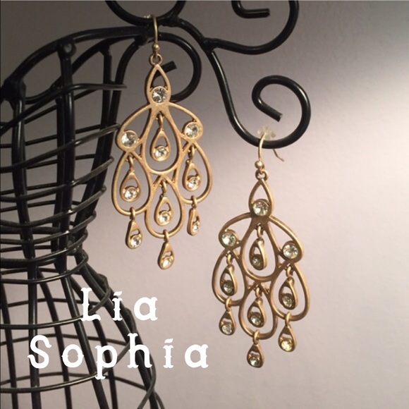 Lia Sophia Jewelry - 🎉5/6 Retro Glam HP🎉💋Chandelier  Earrings💋