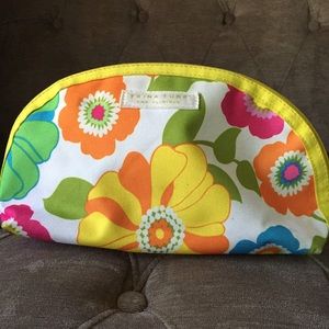 Trina Turk for Clinique makeup/toiletry bag! 🌸