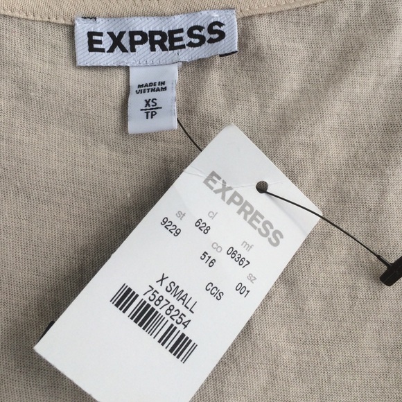 ☀️ Gorgeous Gold Chunky Sequin Tank Top ☀️ NWT ☀️ - Picture 2 of 4