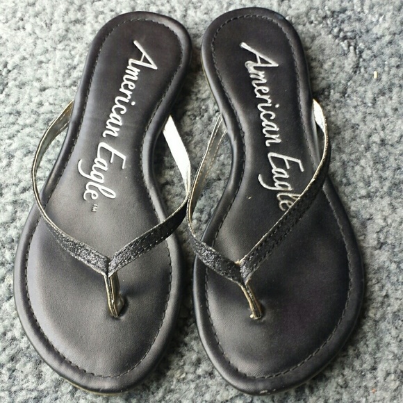 American Eagle Flips Flops