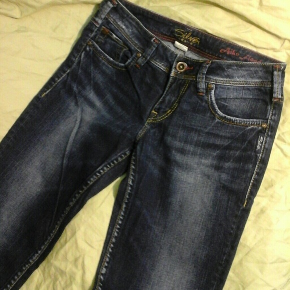 Silver jeans size 27 capri blue