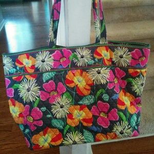 NWOT Vera Bradley XL tote