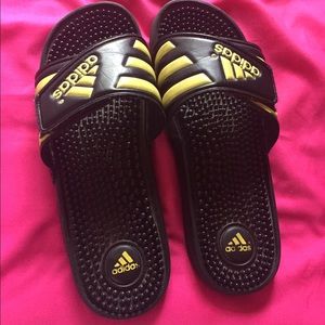 Adidas slide ins