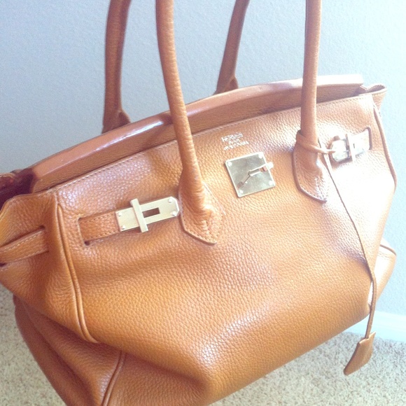 hermes camel color