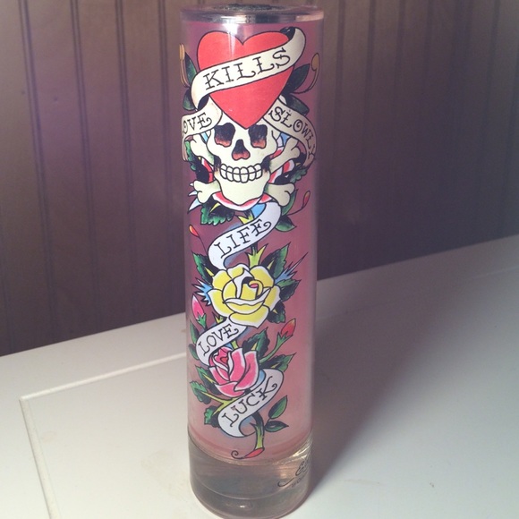 Ed hardy signature perfume