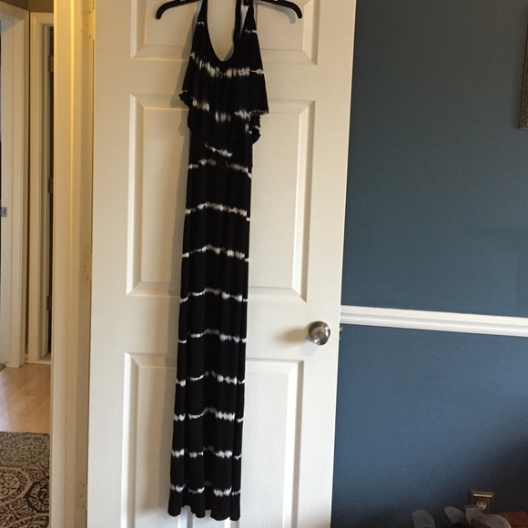 Young fabulous and broke black maxi dress medium