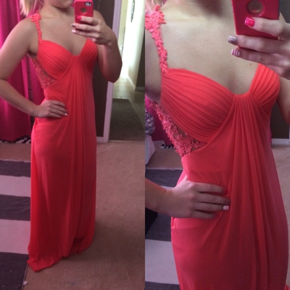 Coral Prom dress! - Picture 3 of 4