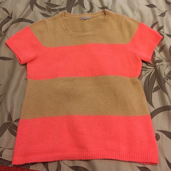 GAP Sweaters - FINAL PRICE! GAP short sleeve sweater.