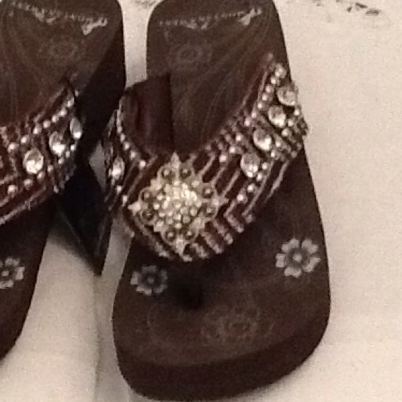 Flip-Flops🌹SOLD🌹 - Picture 4 of 4