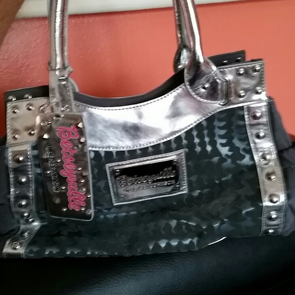 Handbag - Picture 2 of 4