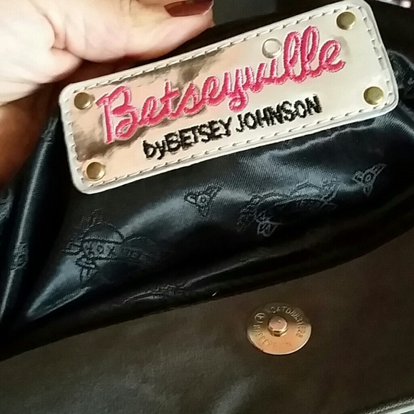 Handbag - Picture 4 of 4