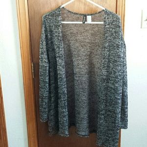 *LIKE NEW* H&M Black Marled Lightweight Cardigan