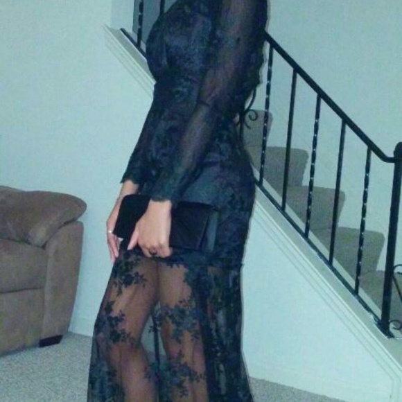 Black lace PROM dress - Picture 2 of 3
