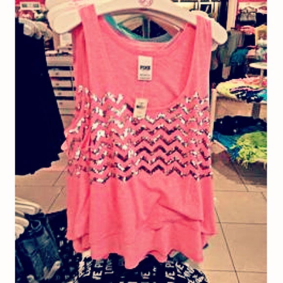 ✨VS Pink bling tank✨