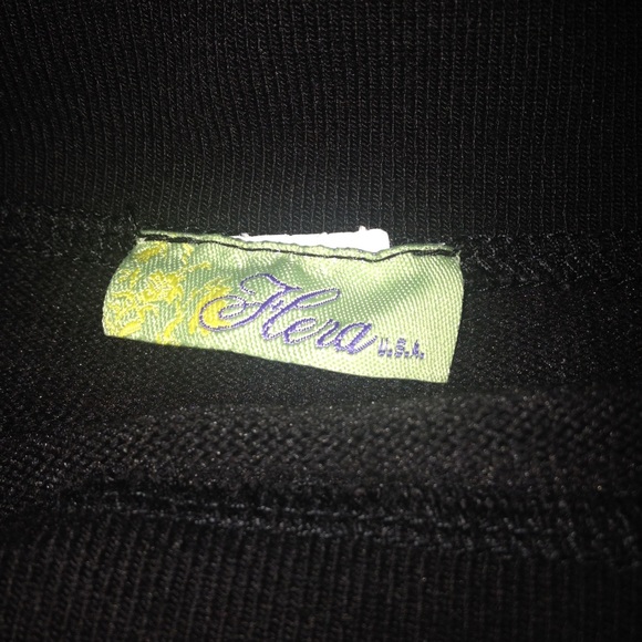 Black high waisted skirt. Size Small - Picture 2 of 3
