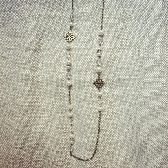 Guess long pearls necklace