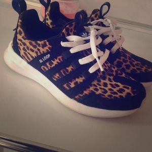 SL Loop Adidas size 7