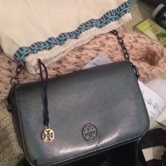 Tory Burch cross body bag - Picture 2 of 2