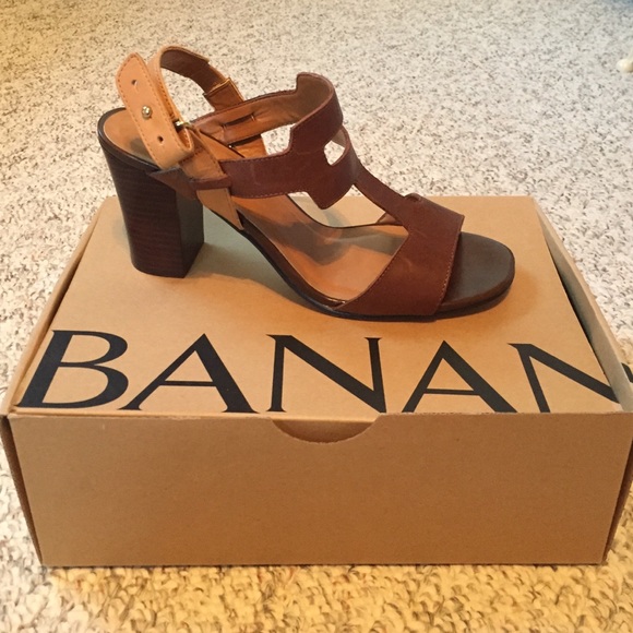 Banana Republic sandals