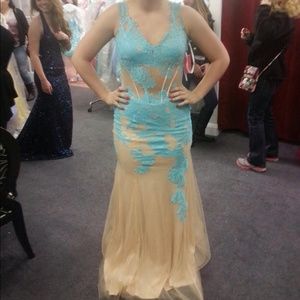 Jovani Prom dress size 6