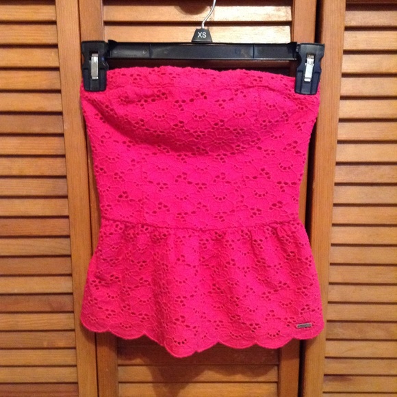 NWOT Peplum Crochet Tube Top