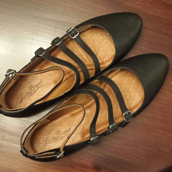 Black flats