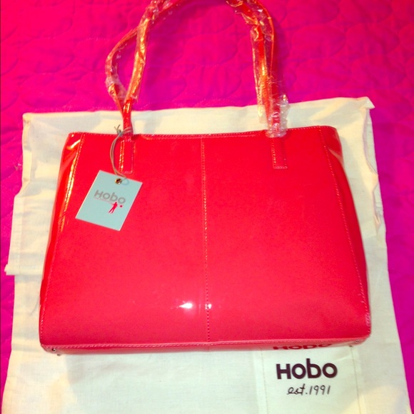 HOBO Handbags - HOBO Coral Patent Leather Bag