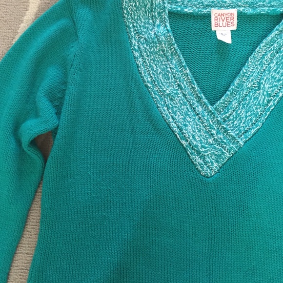 ❌SOLD❌👠Canyon River Blues Sweater - Picture 4 of 4