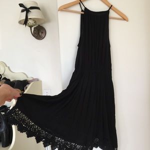 URBAN OUTFITTERS black halter dress w crochet