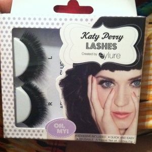 Katy perry lashes