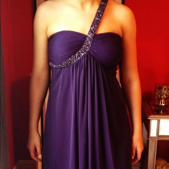 Short formal dress