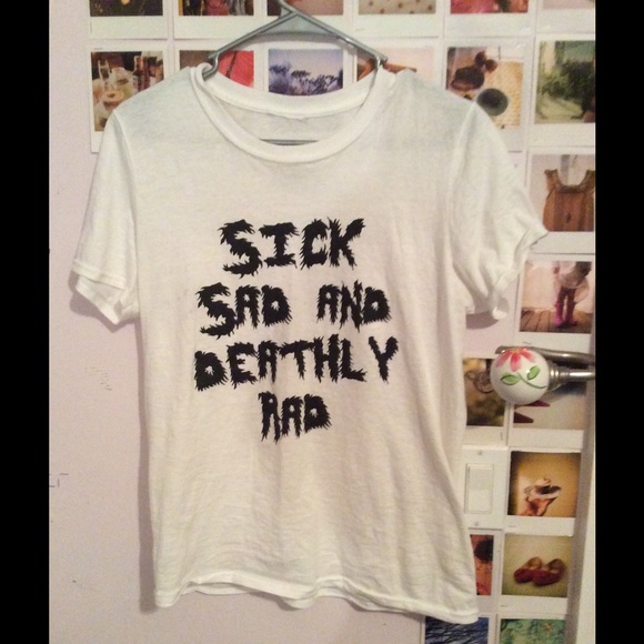 RARE BRANDY MELVILLE TEE