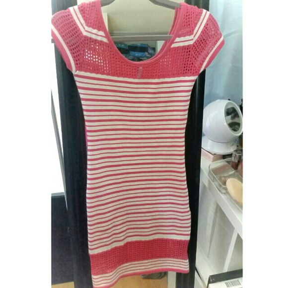 Pink bodycon dress.