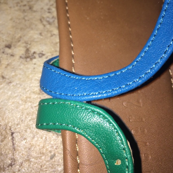 NWOT!!! Size 8 Forever 21 Gladiator Sandals! - Picture 3 of 3