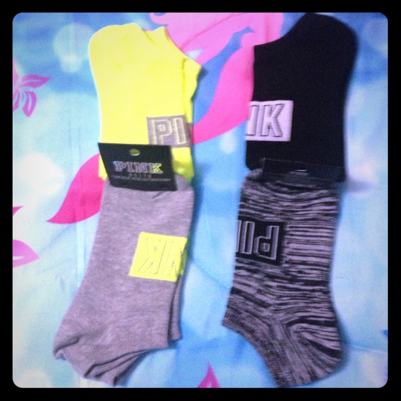 Victoria's Secret Pink No Show Socks