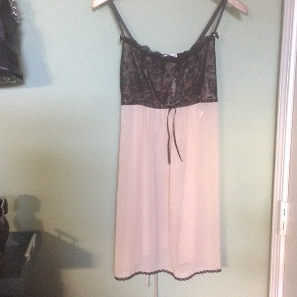 Sheer chimes night gown $90 from Macy's - Picture 1 of 4