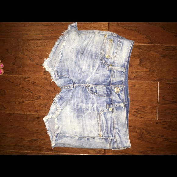 cute jean shorts!