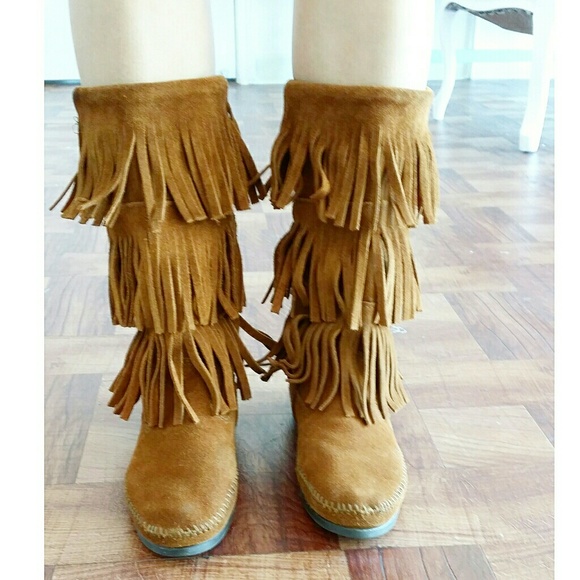 Fringe suede boots