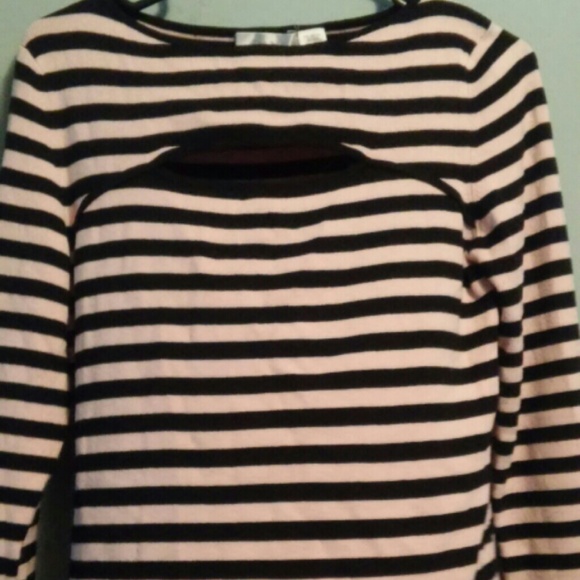 Dana Buchman long sleeve sweater
