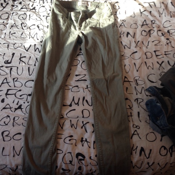 Kaki green Holister jeans 🌲