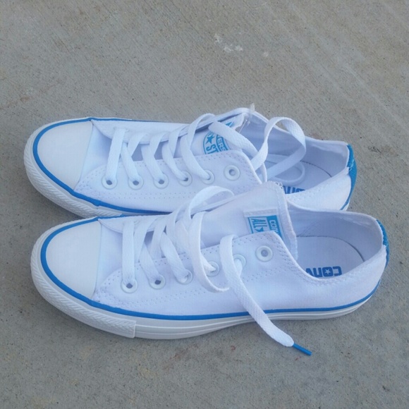 Brand new White Converse Chucks
