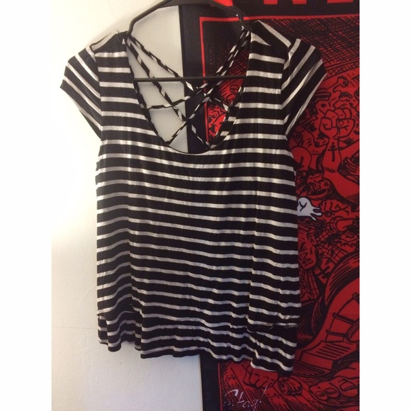 black & white stripped top