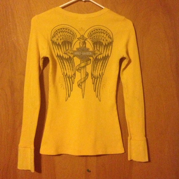 Top - Picture 2 of 4