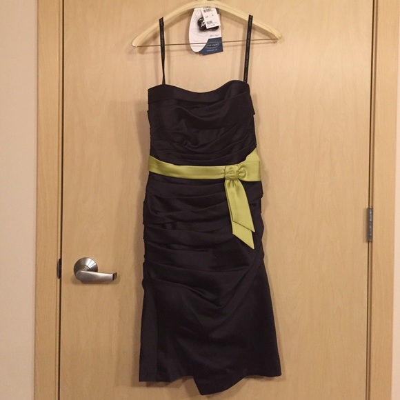 Bridesmaid or formal dress. Alfred Angelo. Size 4