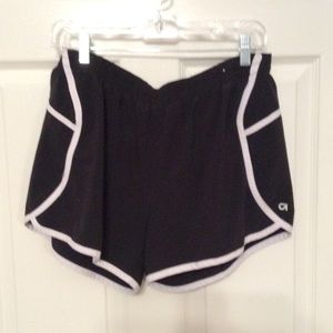 Gap fit black&white large athletic shorts.