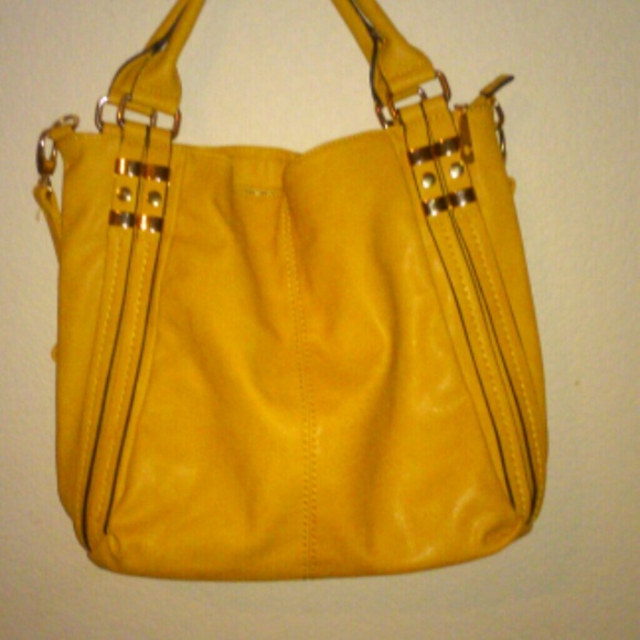 Purse - Picture 1 of 1