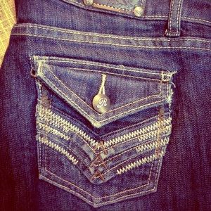 Medium wash jeans with embroidered back pocket