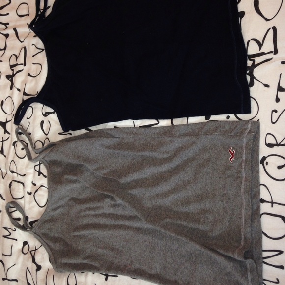 Holister tank tops 🍄