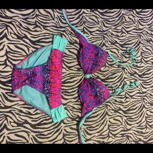 Padded swimsuit. Size small