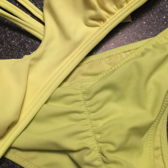 ✖️️TRADED✖️VS neon yellow cheeky itsy bottom S - Picture 4 of 4